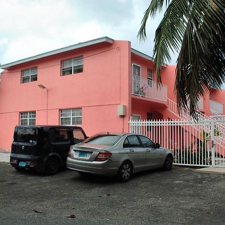 Appartement Tropical Hideaway à Nassau Extérieur photo